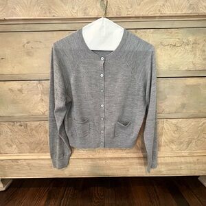 Doen Classic Gray Women's Sweater